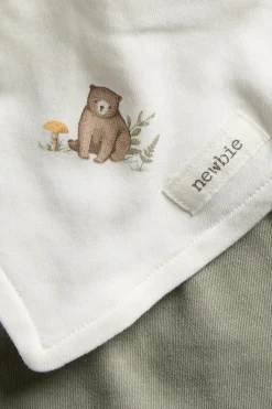 Baby bear-themed bibs (2-pack)