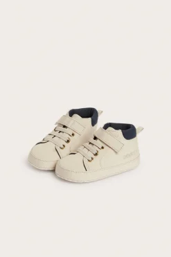 Baby beige cotton shoe with jersey lining