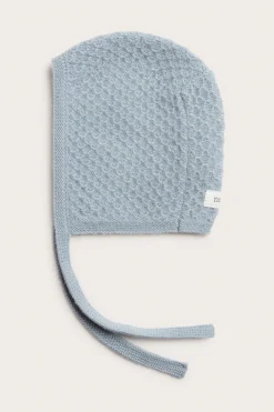 Baby blue wool & cashmere bonnet