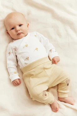 Baby bodysuit with hot air balloon motif