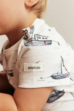 Baby bodysuit with sailing boats