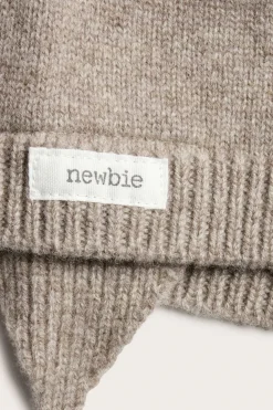 Baby brown wool bonnet hat