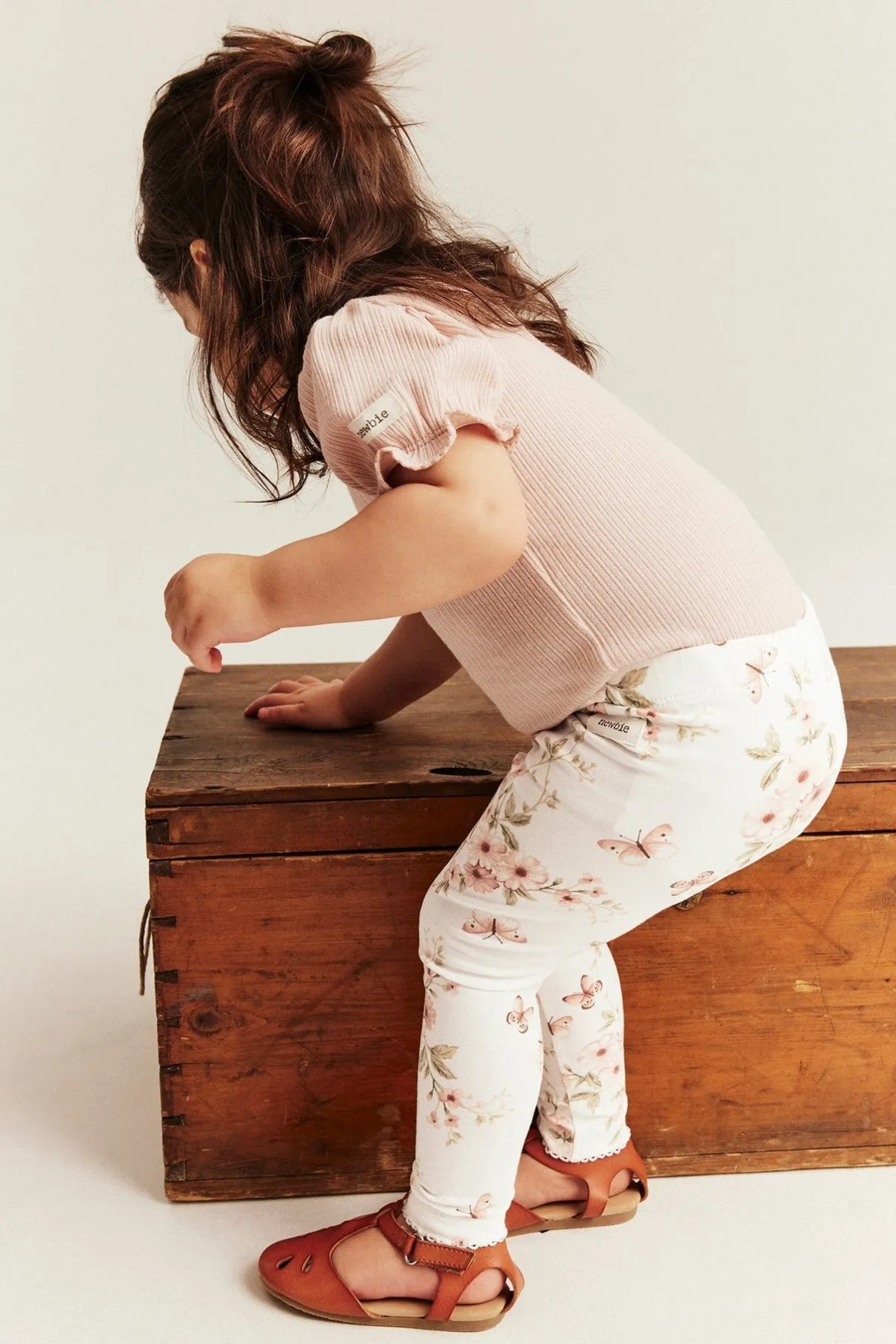 Baby floral leggings with butterflies