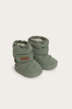 Baby green water-repellent booties