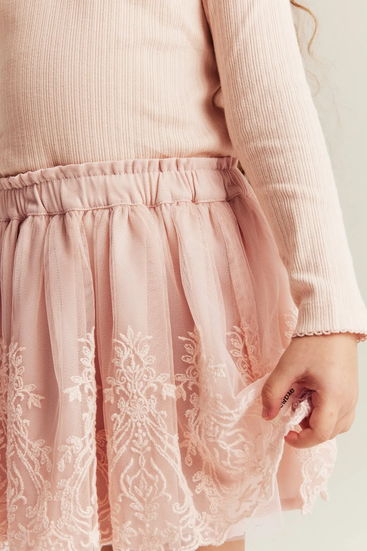 Baby & kids' pink embroidered mesh skirt