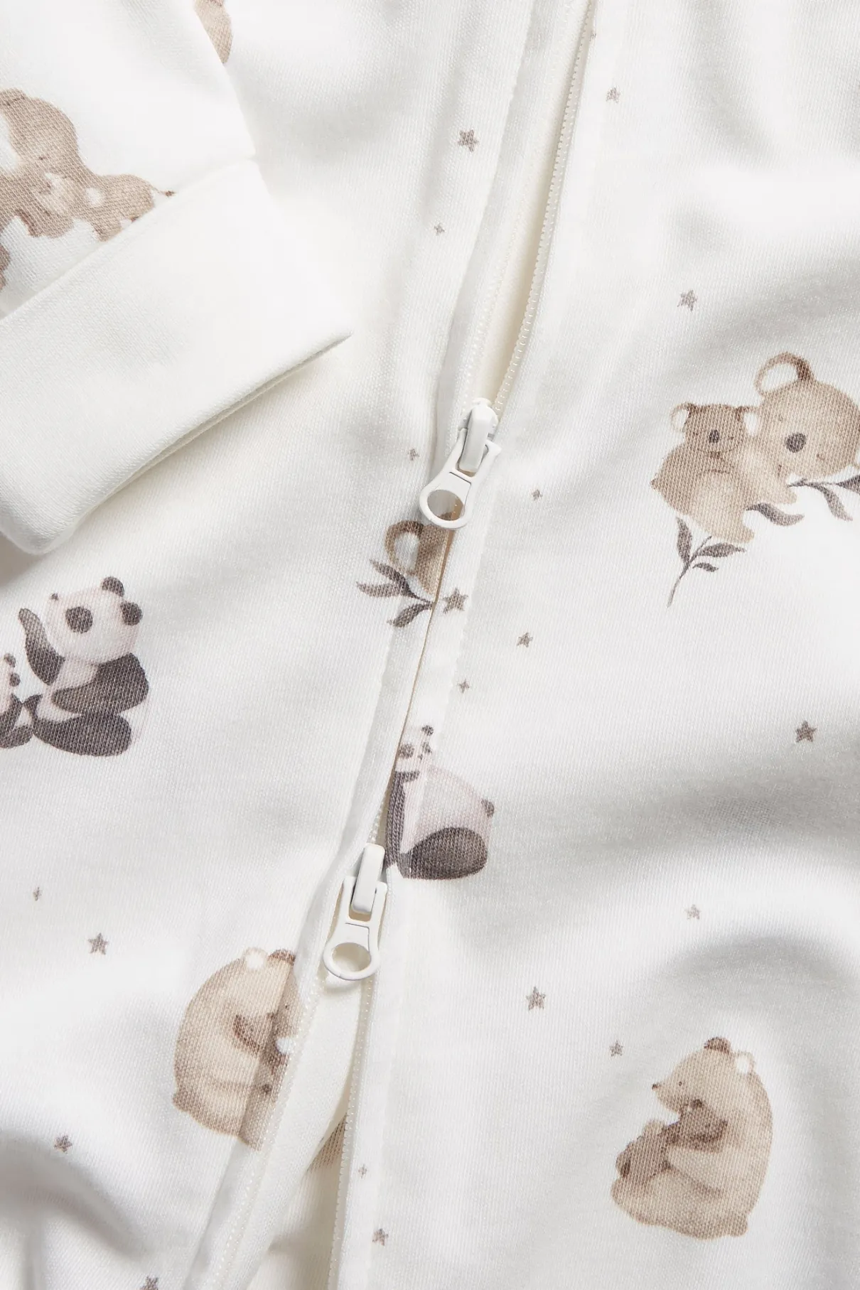 Baby white animal patterned sleepsuit