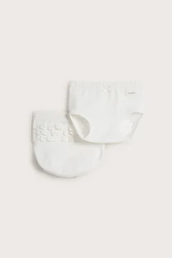 Baby white briefs (2-pack)