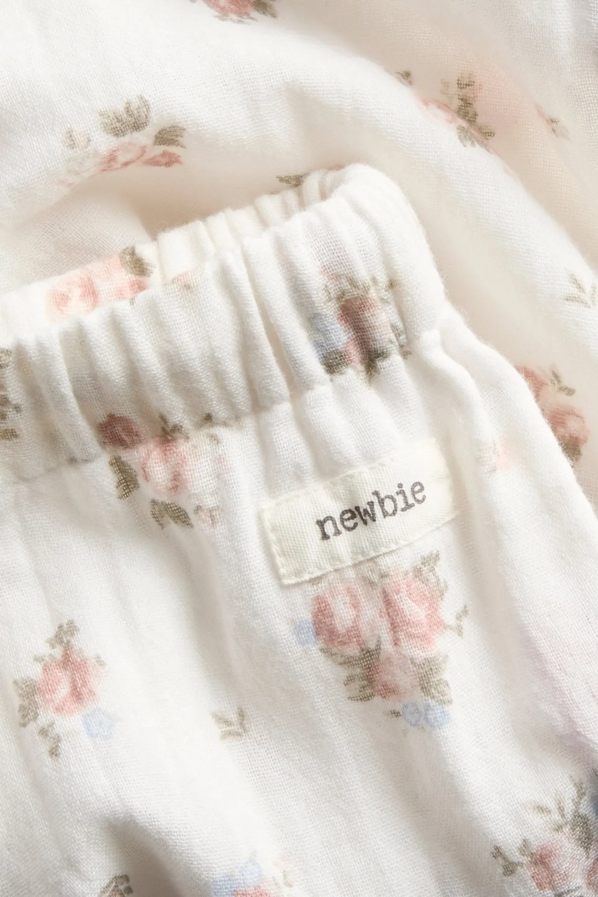 Baby white floral woven trousers