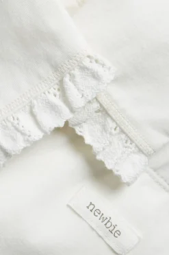 Baby white lace leggings