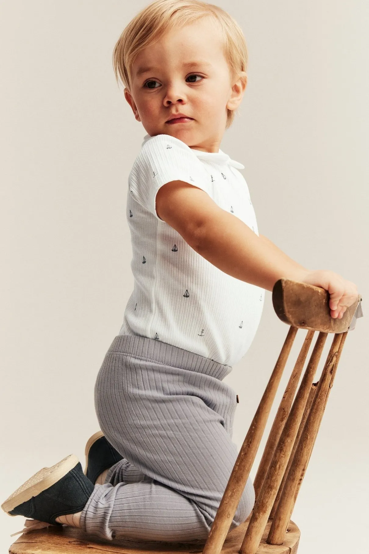 Baby white ribbed bodysuit with sailboats