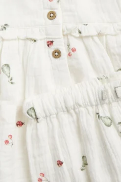 Baby white two-piece muslin set