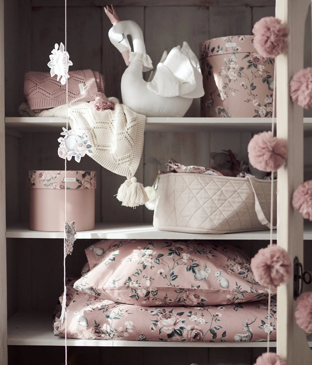 Beige quilted doll basket