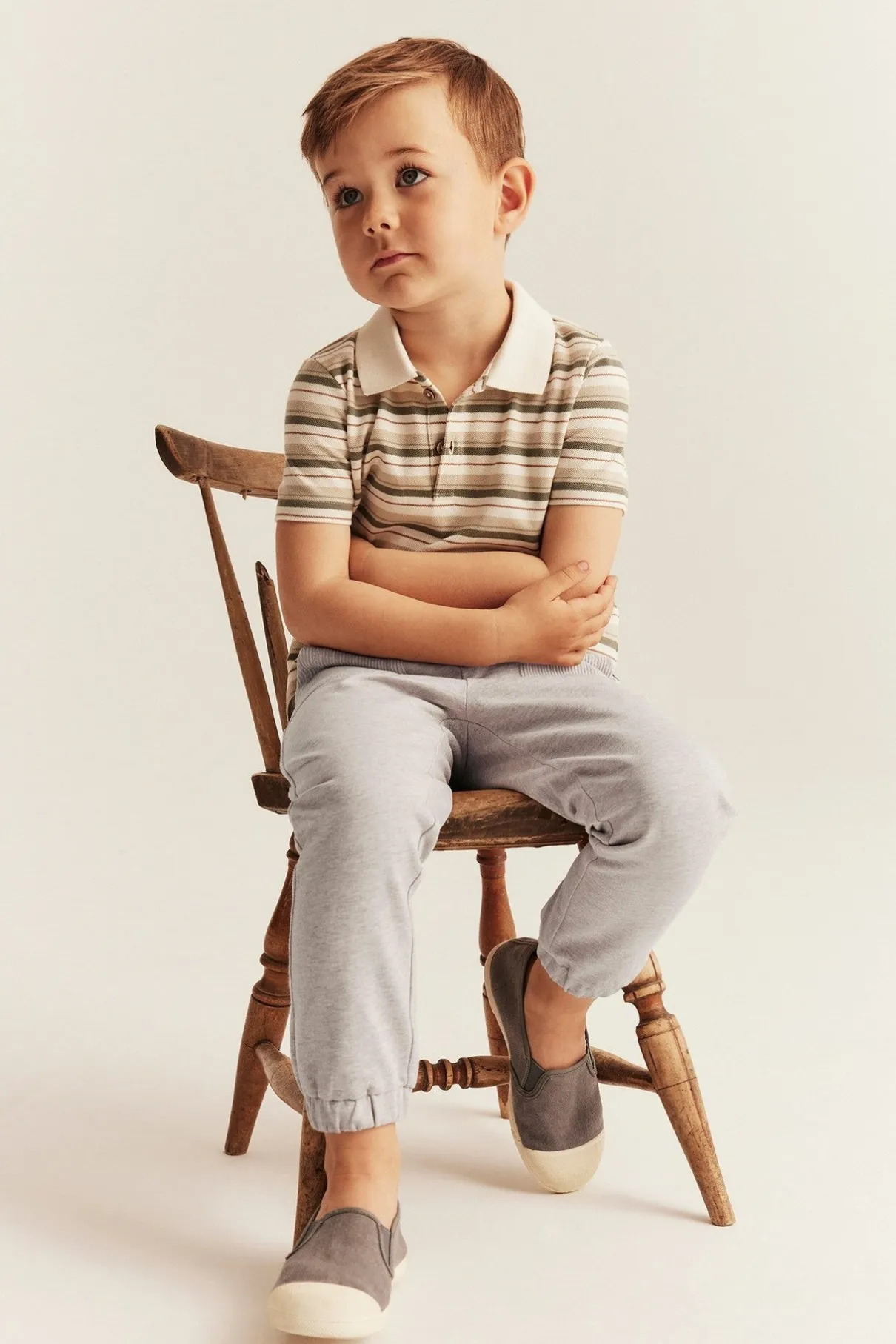 Kids beige jogging trousers