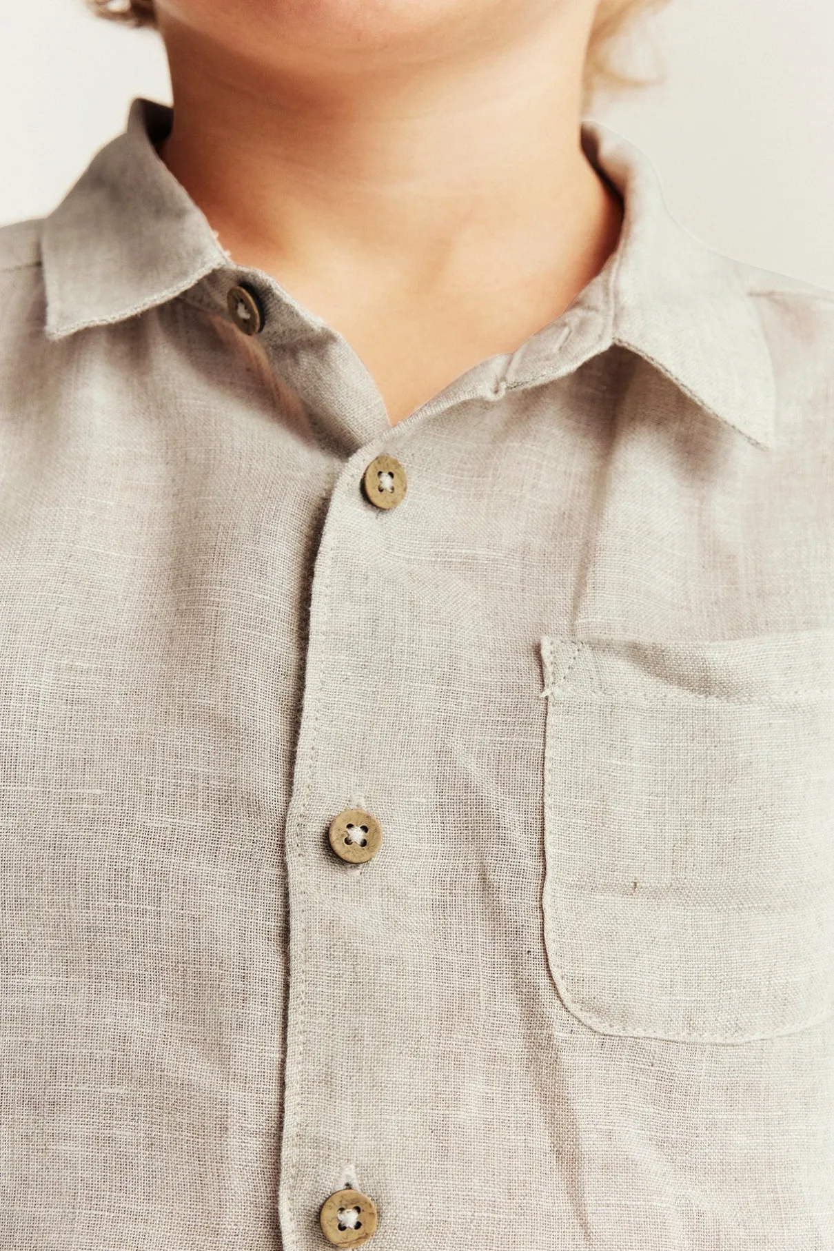 Kids beige linen shirt with collar