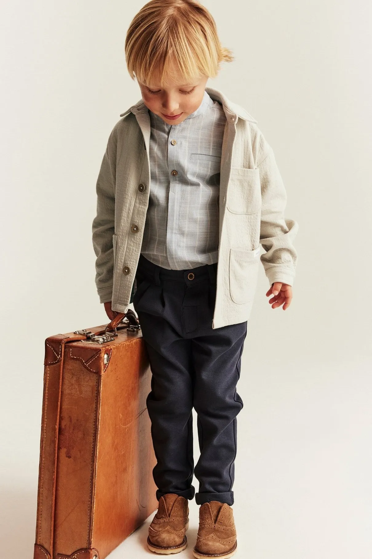 Kids beige overshirt with collar