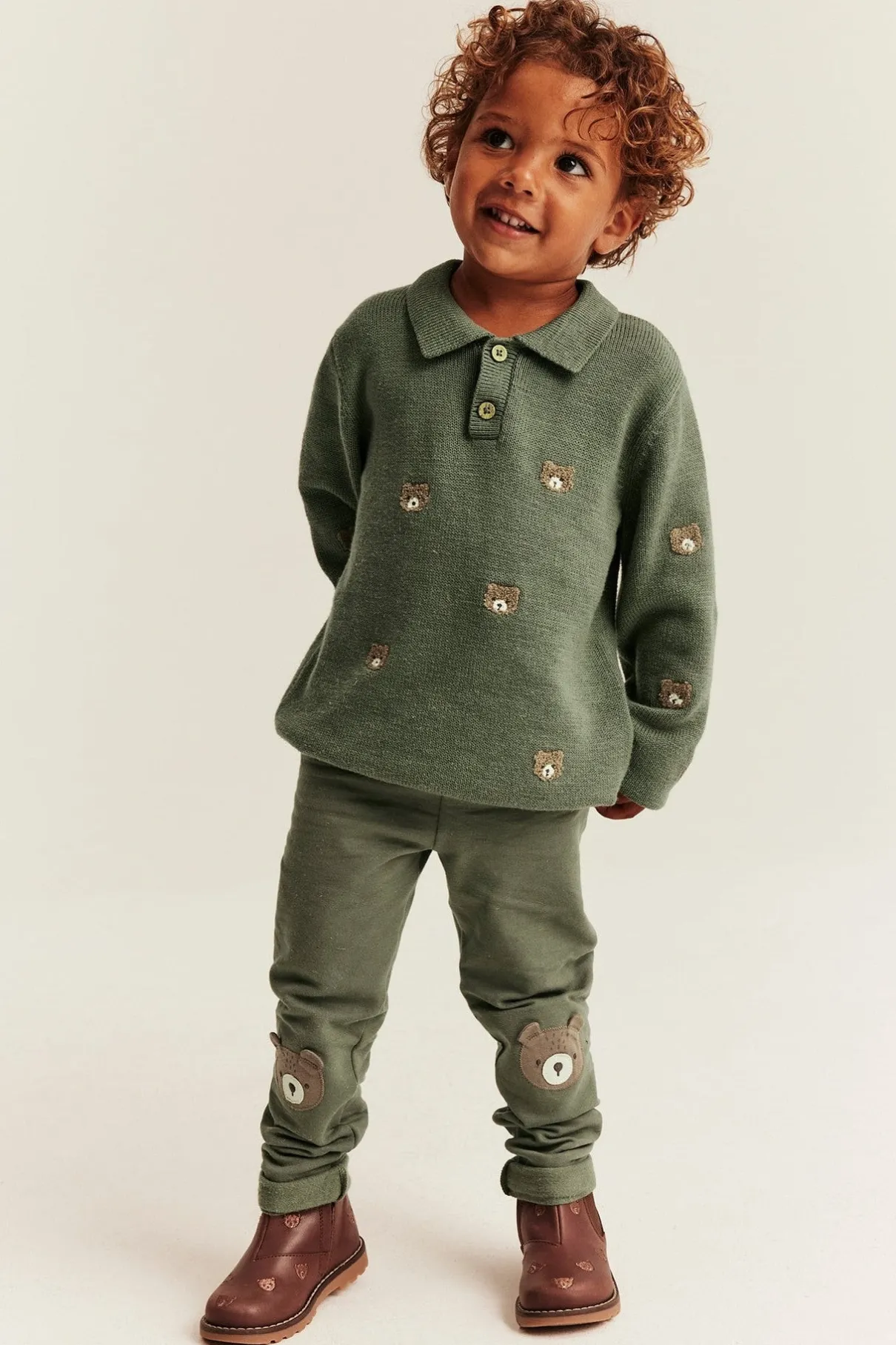Kids green leggings with bear knees