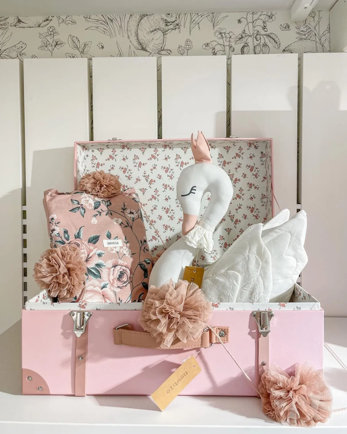 Pink pom-poms garland