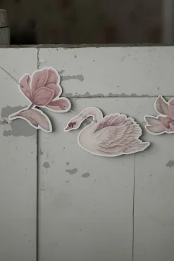 Pink swan lake garland