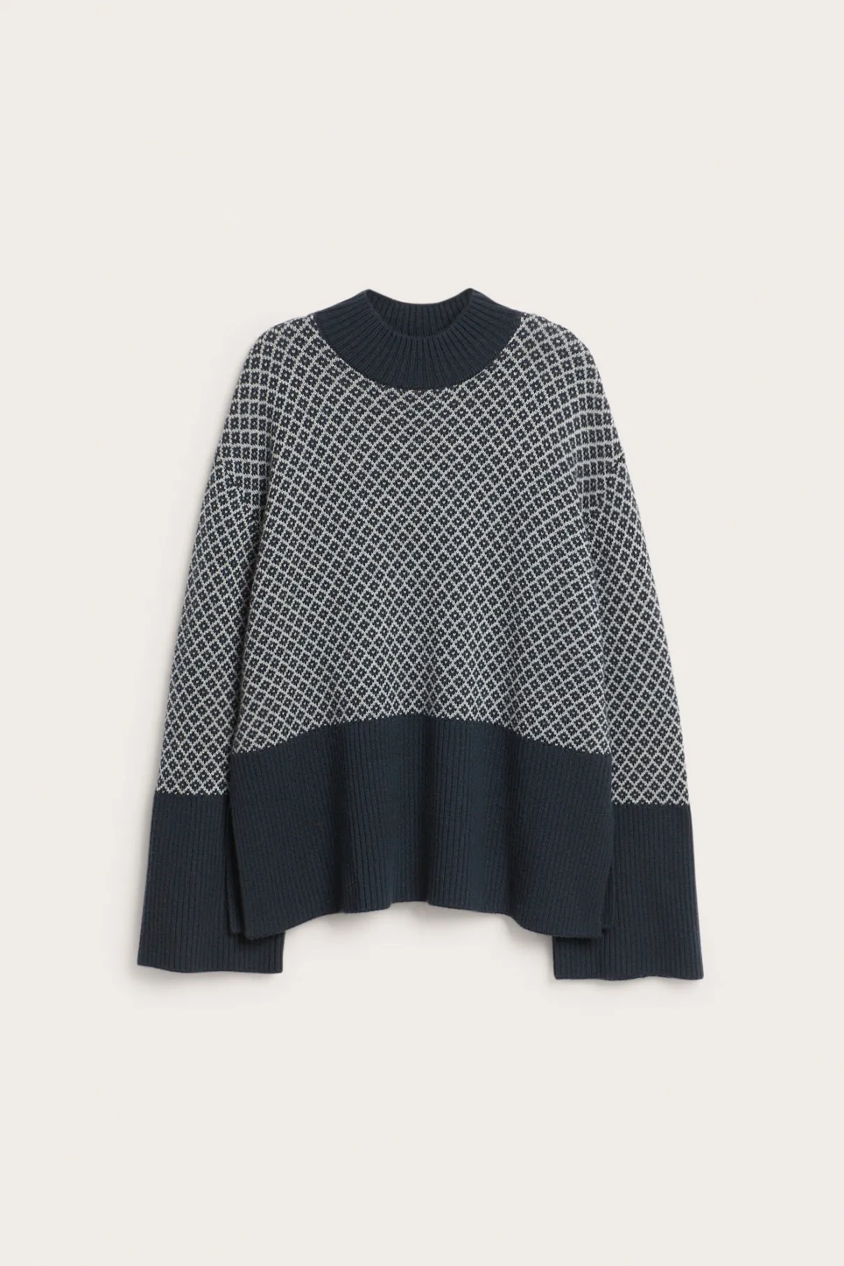 Women's blue knitted wool jumper