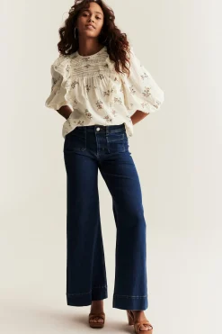 Women’s floral lace blouse