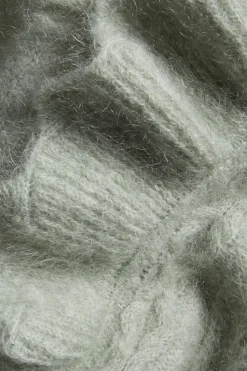 Women's green pattern knitted sweater