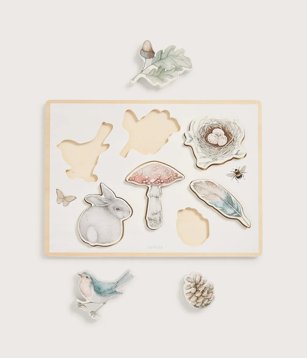 Wood puzzle forest motifs